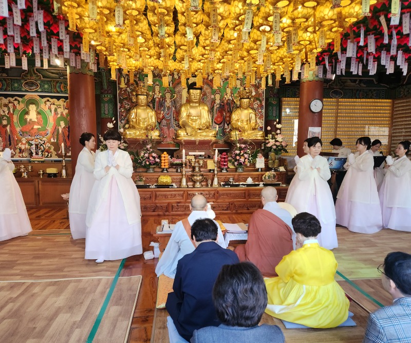 육법공양1.jpg